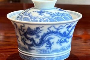 成化海水双龙马蹄盖碗