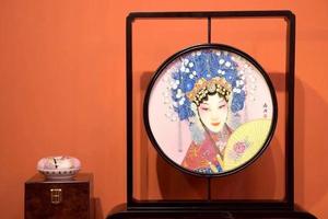 宝石新粉彩 《国韵风华》