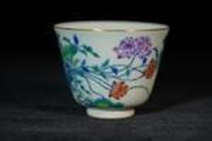 赏瓷观窑青花斗彩一束莲花神
杯