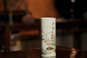 赏瓷观窑粉彩芦雁笔筒