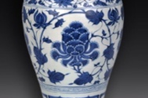 皇窑仿元青花缠枝牡丹纹梅瓶(限量）