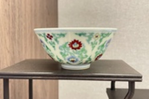 皇窑仿明成化斗彩花卉纹单杯