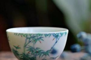 雍正斗彩竹纹杯