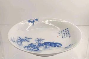 九本造物钱兔似锦壶承