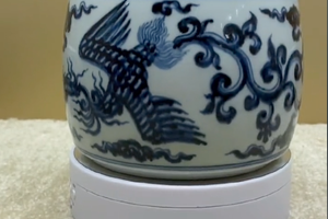 仿明宣德青花凤凰云纹蟋蟀罐