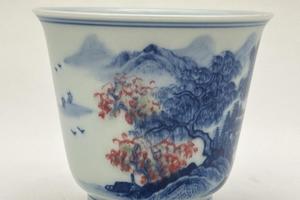 青花釉里红山水撇口杯