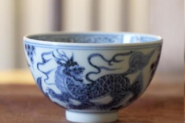 青花麒麟杯