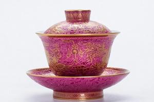 胭脂红描金龙凤呈祥盖碗