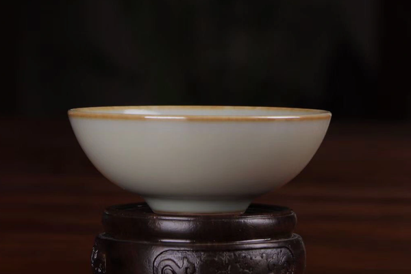 粉青浅月杯