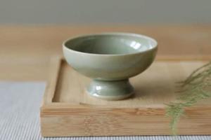 龙泉青瓷手工高足杯