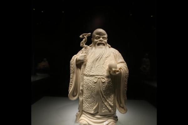 白釉寿星雕塑