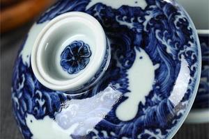 暗刻鱼纹盖碗