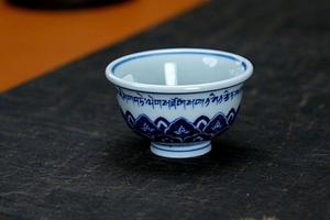 仿明曼陀罗花小压手杯