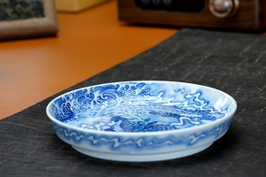 吐水龙壶承
