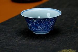 江崖海水马蹄杯