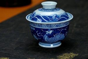 仿清麒麟追凤二才盖碗