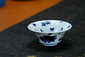 桃花鳜鱼小马蹄杯