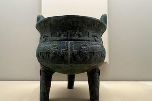 虎纹鼎