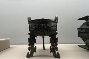 子口寻鼎