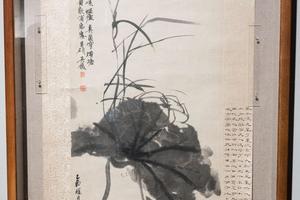 墨笔瓶花