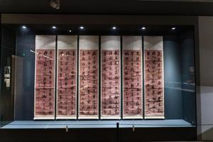 行书节录杜甫《诸将五首〉六联屏