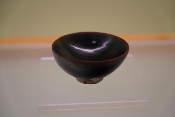 建窑黑釉盏