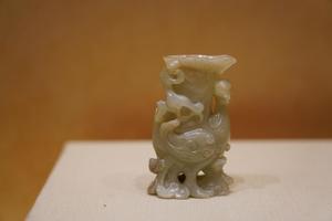 清 青玉天鸡花插