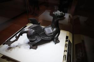 错银铜双翼神兽